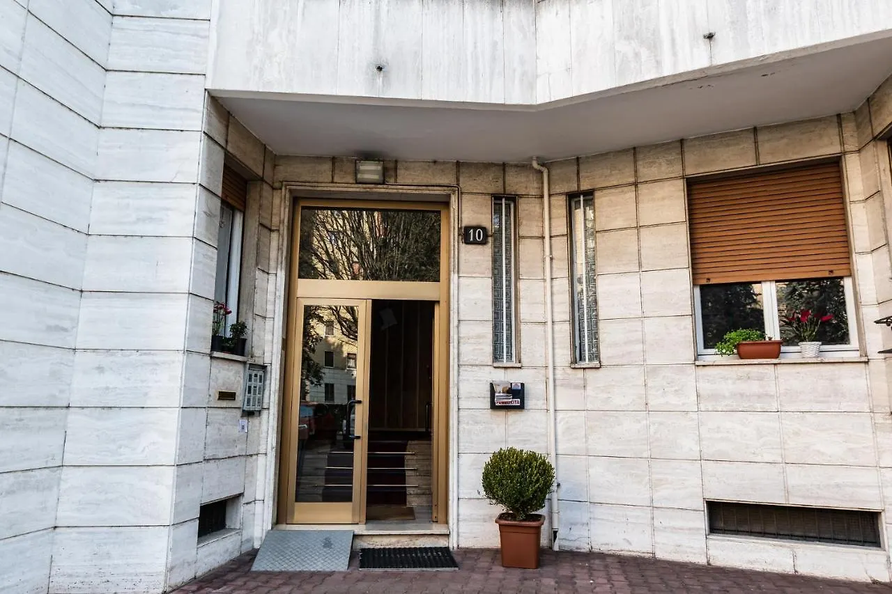 Ticinello 1 Apartment Milan