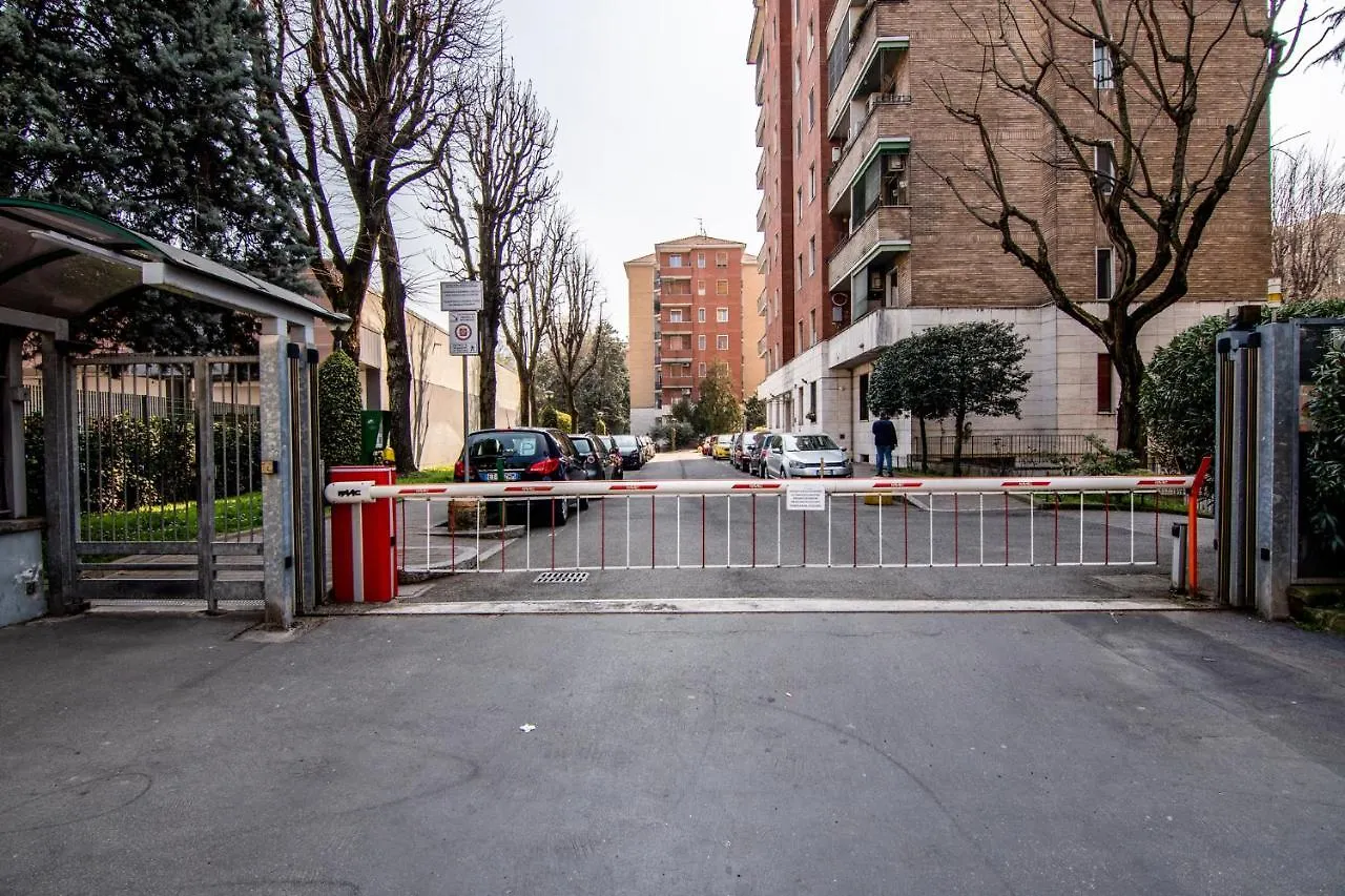 Ticinello 1 Apartment Milan